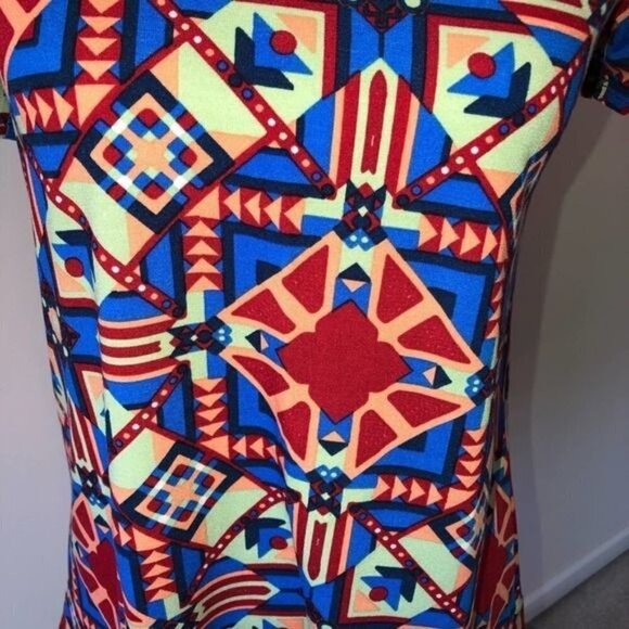 Lularoe Womens Size XXS Classic Tee Blue Multi Print Top Short Sleeve Shirt - Picture 3 of 4